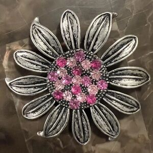 Vintage Silver Metal Circular
Flower Pink Rhinestones Brooch
Pin Novelty Jewelry